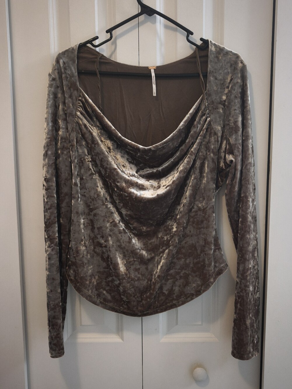 Free People Perfect Date Top L Taupe Crushed Velvet Cowl Neck Long Sleeve
